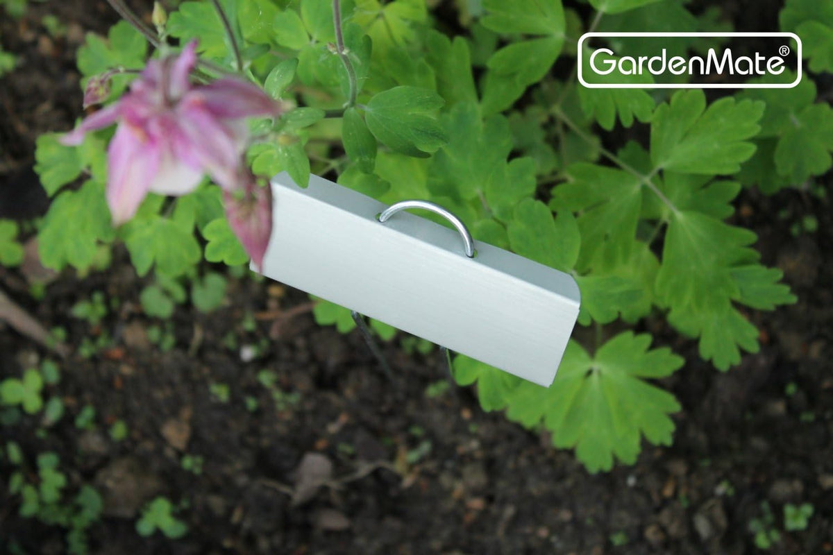 GardenMate 25-Pack Weatherproof Large Zinc Metal Plant Labels, Height 11.5", Label Area 3 1/2 x 1 1/4"